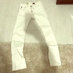 White AG jeans